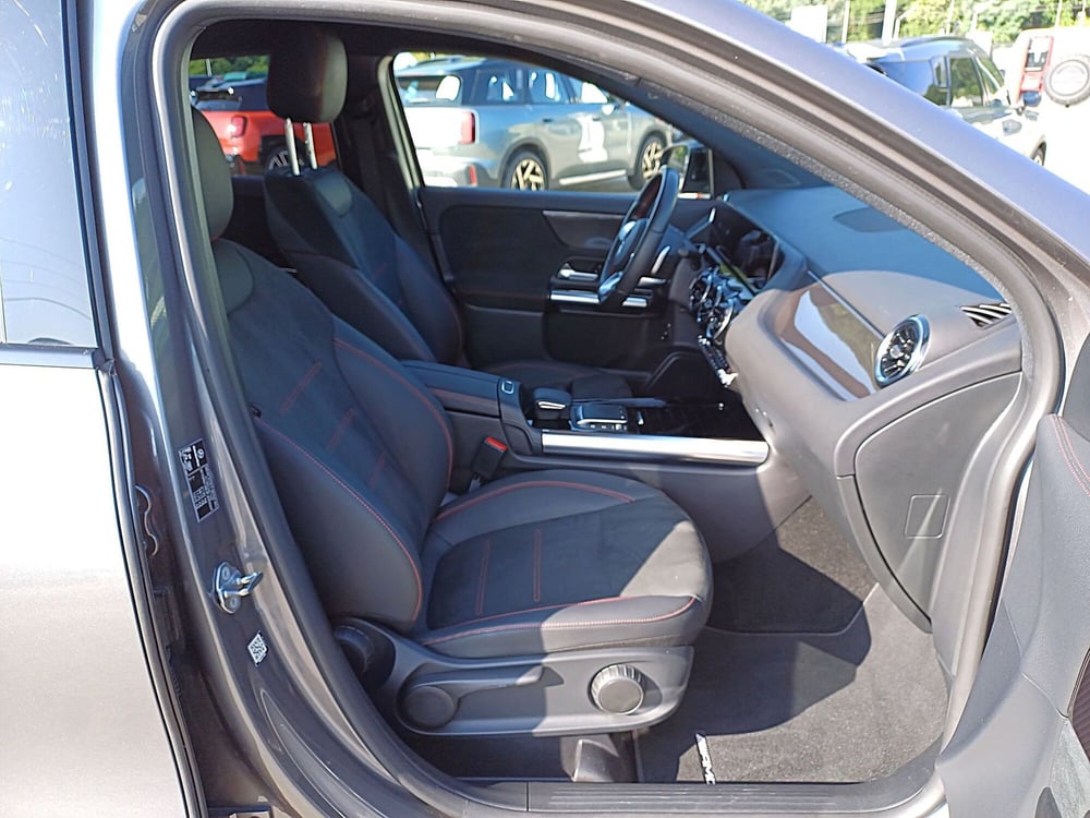 Mercedes-Benz GLA SUV usata  (9)