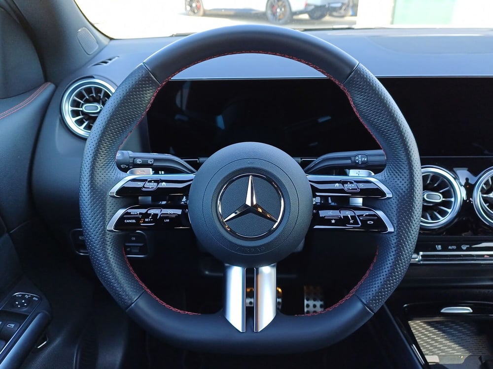 Mercedes-Benz GLA SUV usata  (16)