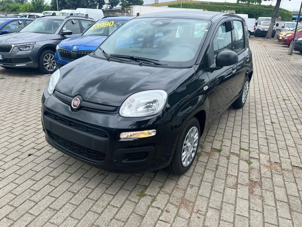 Fiat Panda Cross nuova a Milano