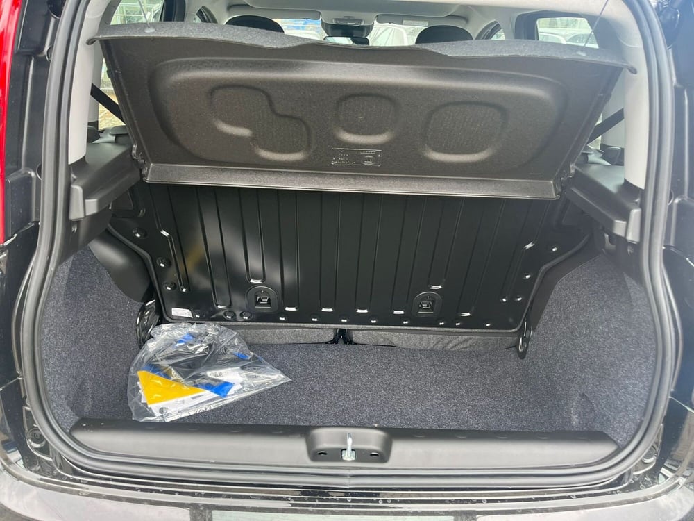 Fiat Panda Cross nuova a Milano (10)