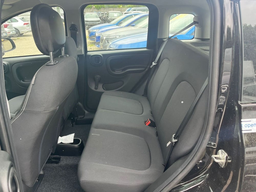 Fiat Panda Cross nuova a Milano (13)