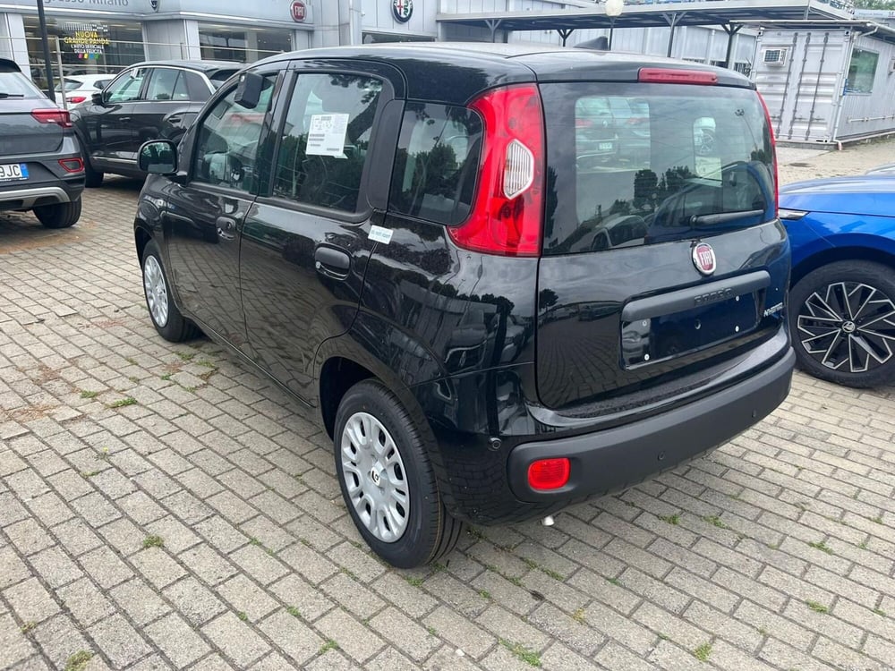 Fiat Panda Cross nuova a Milano (6)