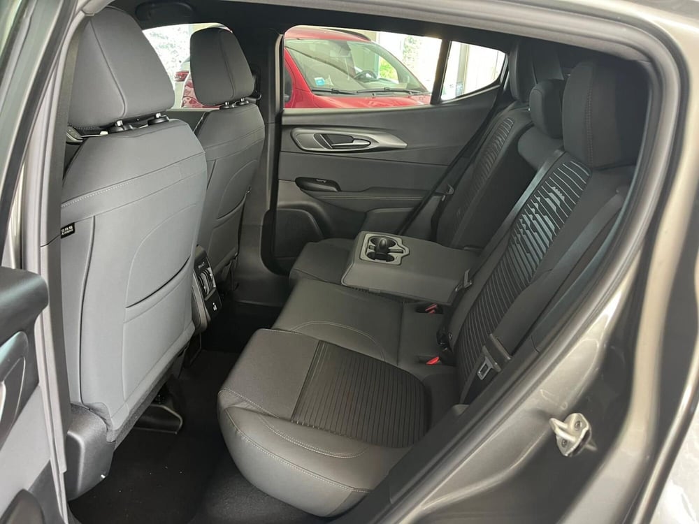 Alfa Romeo Tonale nuova a Milano (15)