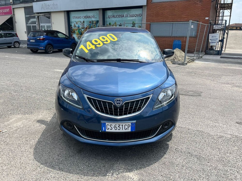 Lancia Ypsilon usata a Milano (2)