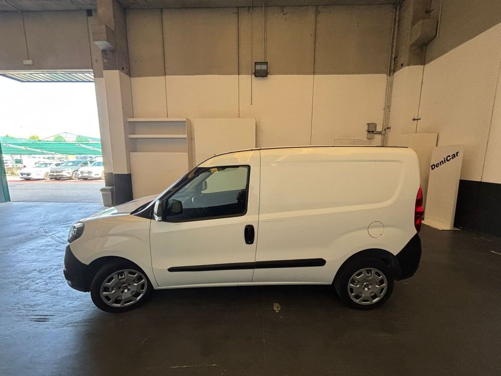 Fiat Doblò Furgone usata a Milano (4)