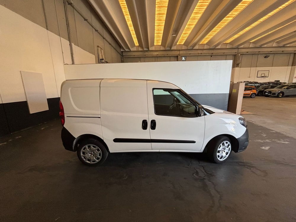 Fiat Doblò Furgone usata a Milano (5)