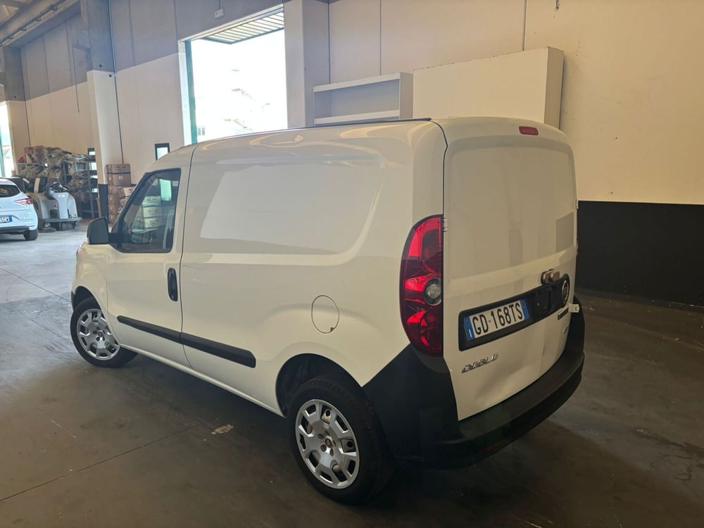 Fiat Doblò Furgone usata a Milano (6)
