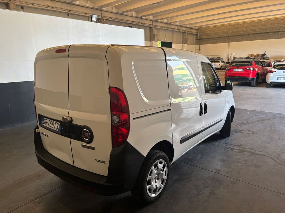 Fiat Doblò Furgone usata a Milano (7)