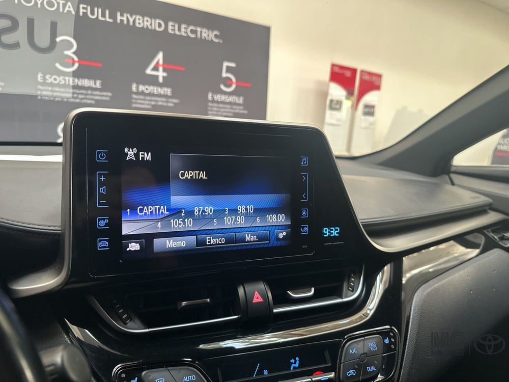Toyota Toyota C-HR usata a Viterbo (11)