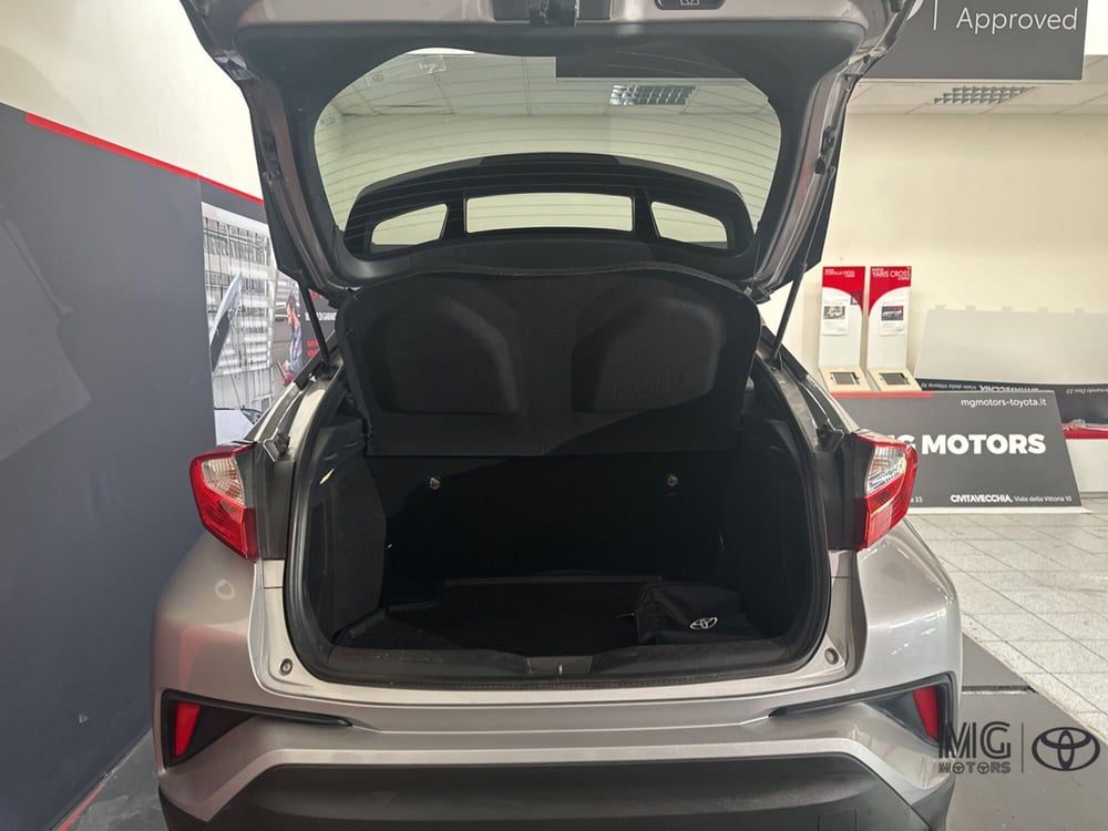 Toyota Toyota C-HR usata a Viterbo (16)