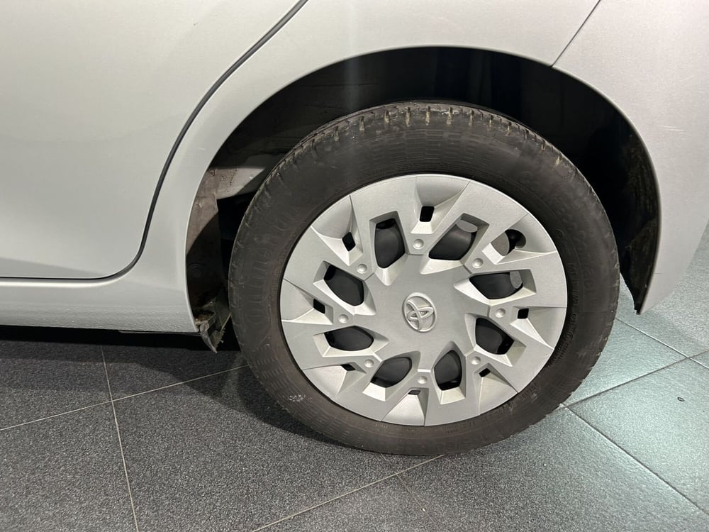 Toyota Aygo usata a Milano (15)
