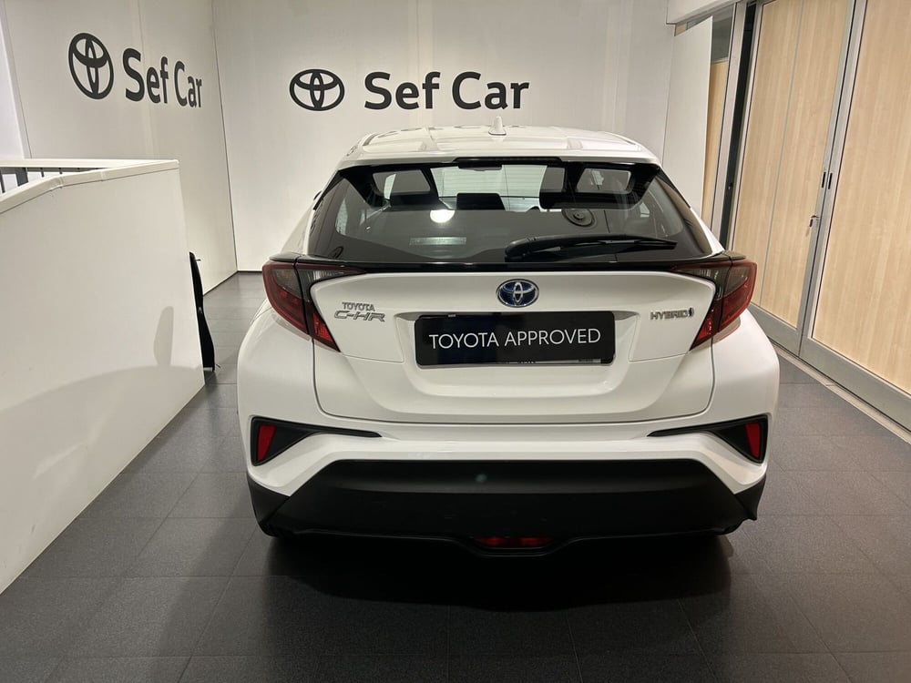 Toyota Toyota C-HR usata a Milano (4)