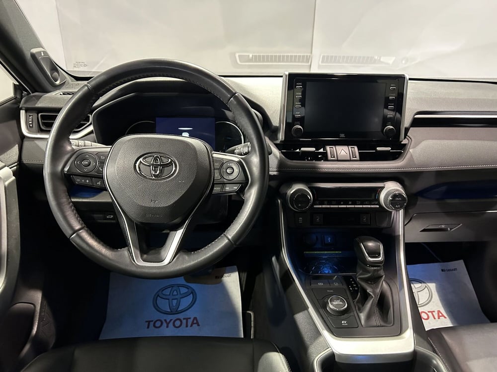 Toyota Rav4 usata a Milano (10)