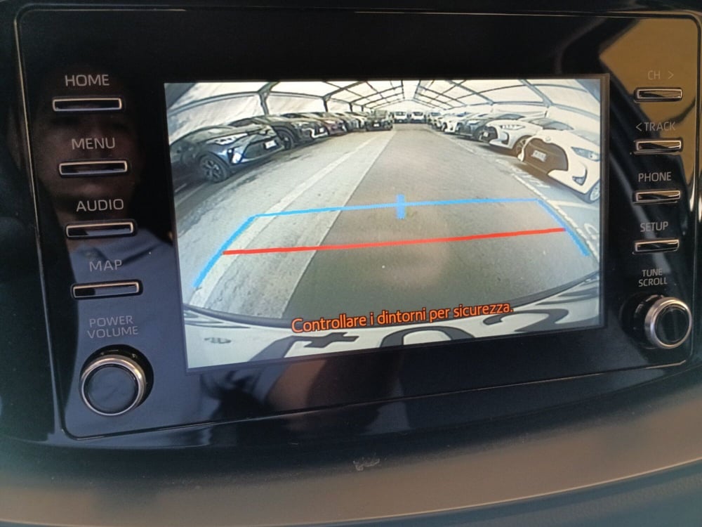 Toyota Aygo X usata a Milano (17)