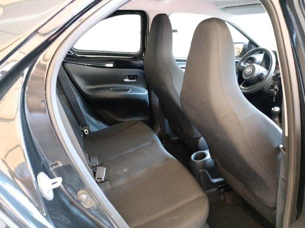 Toyota Aygo X usata a Milano (8)
