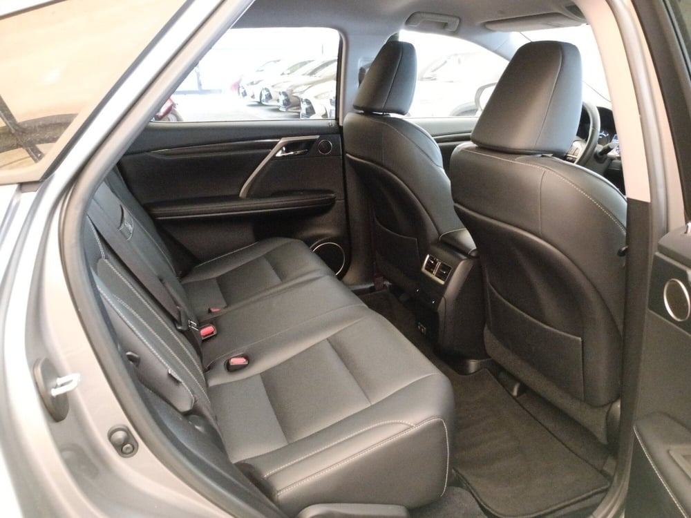 Lexus RX usata a Milano (8)