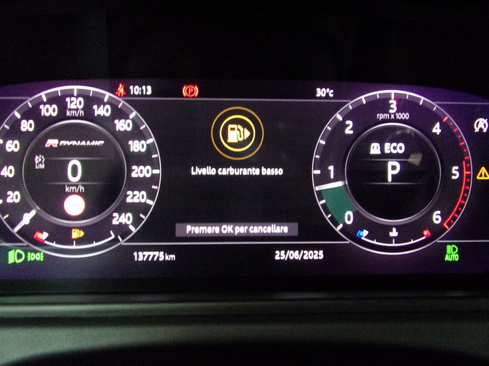 Land Rover Range Rover Velar usata a Reggio Emilia (18)