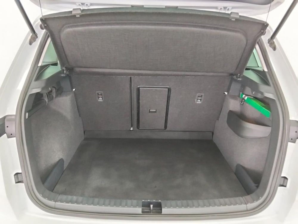 Skoda Karoq usata a Como (18)