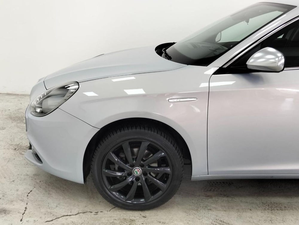 Alfa Romeo Giulietta usata a Como (9)