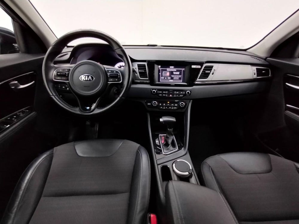 Kia Niro usata a Como (4)