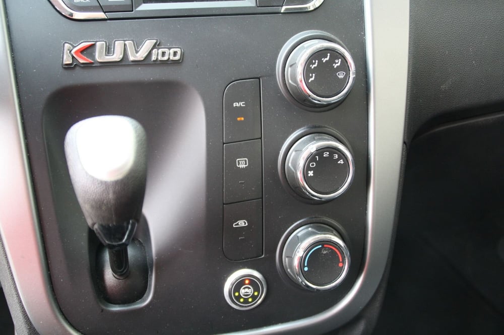 Mahindra KUV100 usata a Pordenone (13)