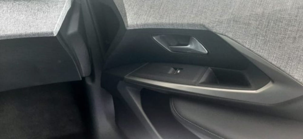 Peugeot 3008 nuova a Perugia (17)