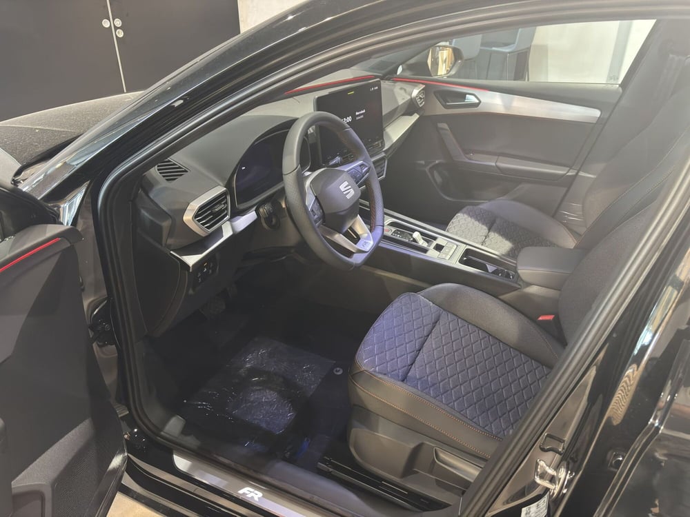 SEAT Leon ST nuova a Ferrara (9)