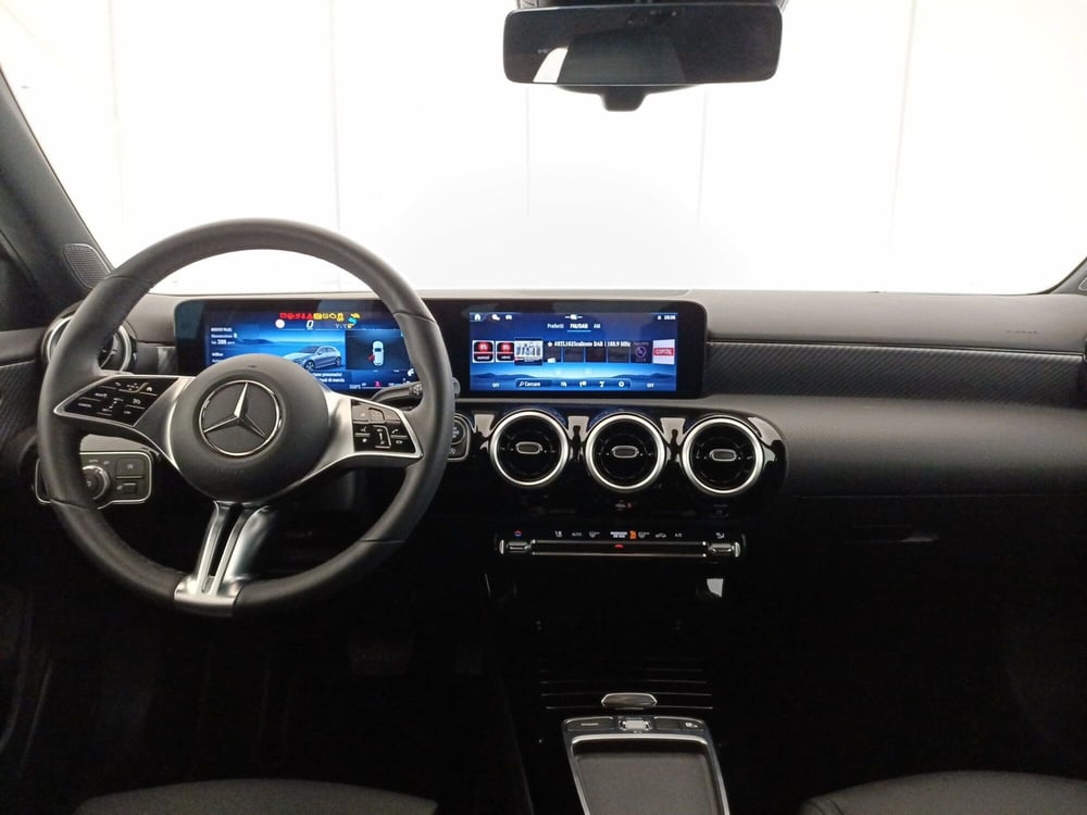 Mercedes-Benz Classe A usata a Bari (10)