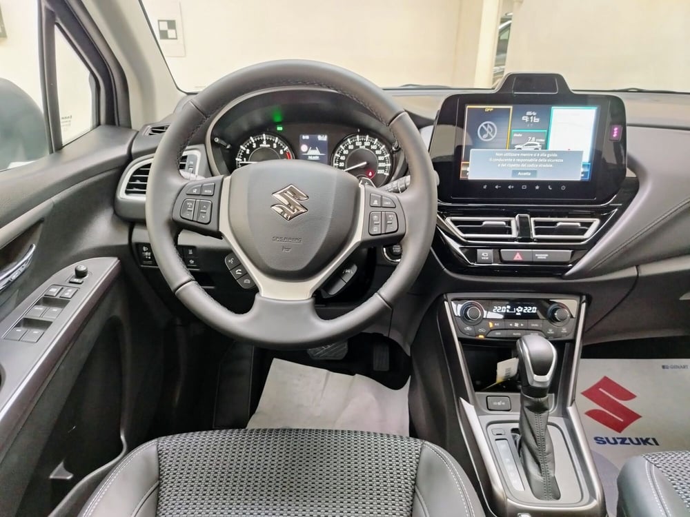 Suzuki S-Cross nuova a Rovigo (9)