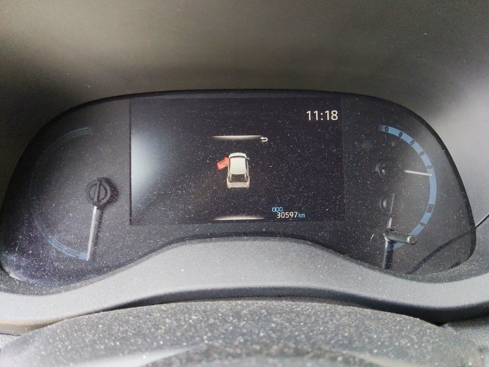 Toyota Yaris Cross usata a Pescara (11)