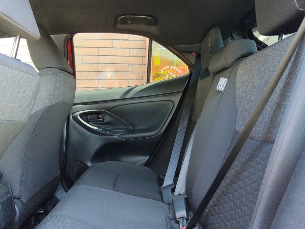 Toyota Yaris Cross usata a Pescara (14)