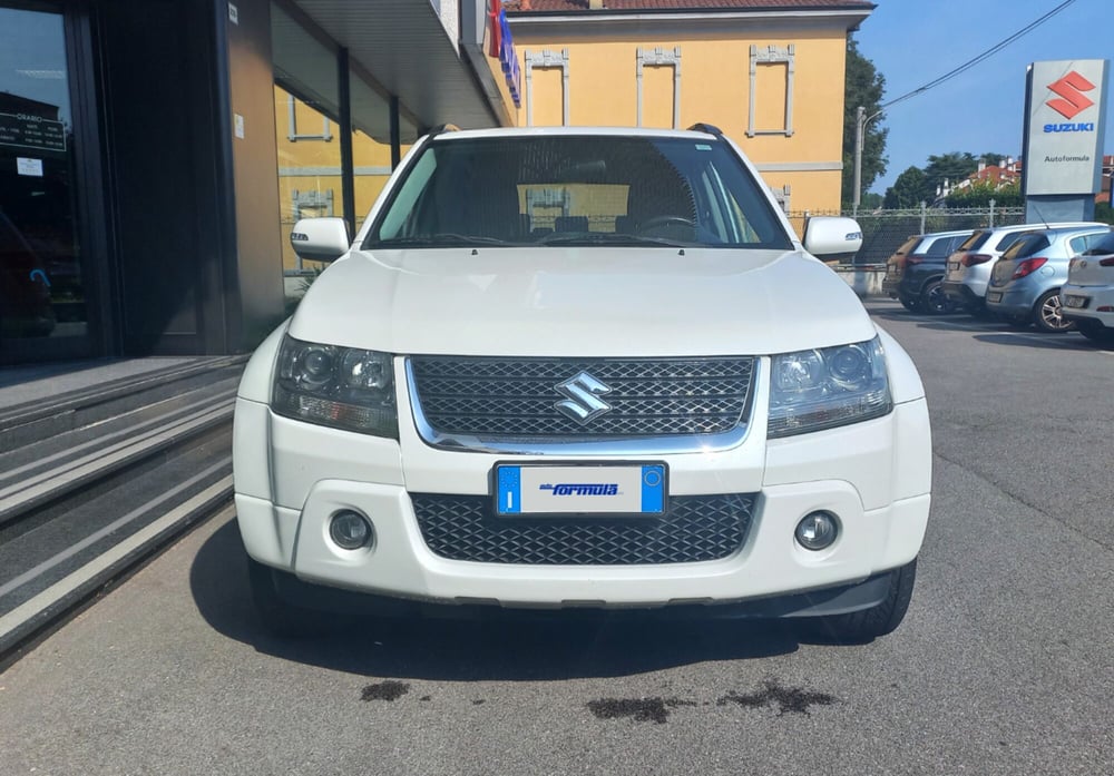 Suzuki Grand Vitara usata a Milano (2)