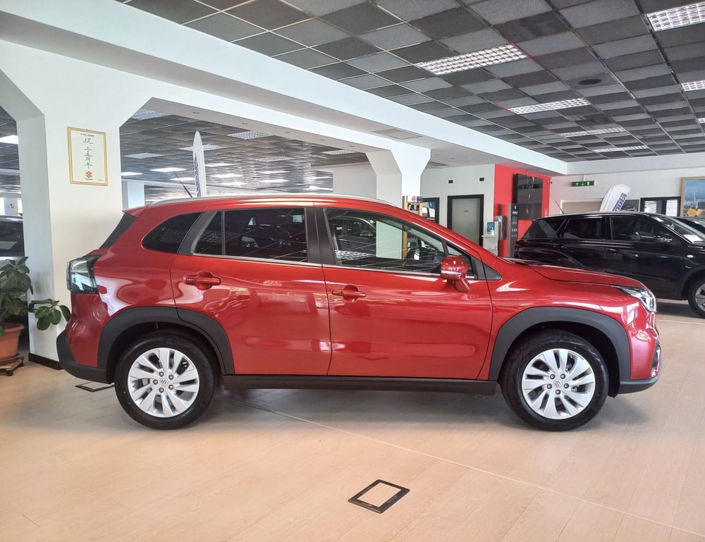 Suzuki S-Cross nuova a Milano (3)