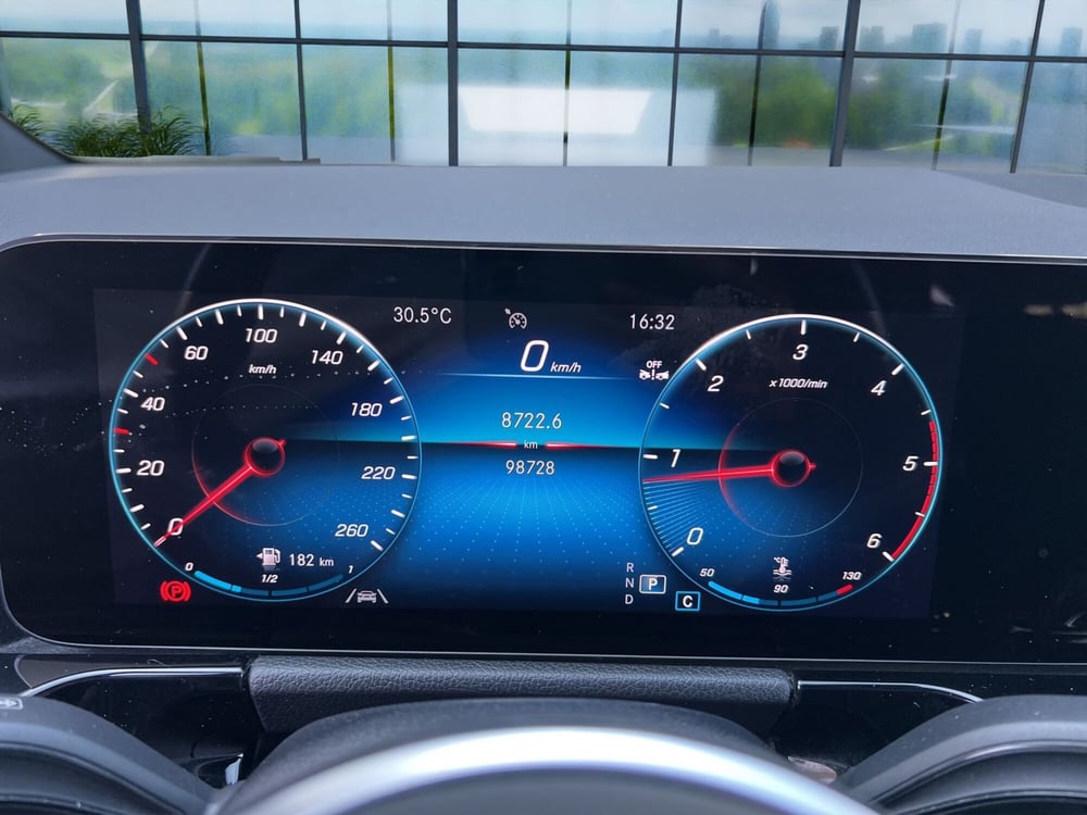 Mercedes-Benz GLA SUV usata a Cosenza (11)