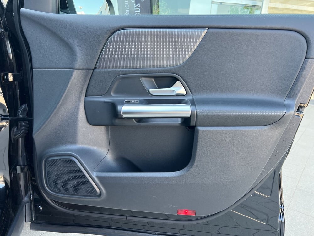 Mercedes-Benz GLA SUV usata a Cosenza (17)