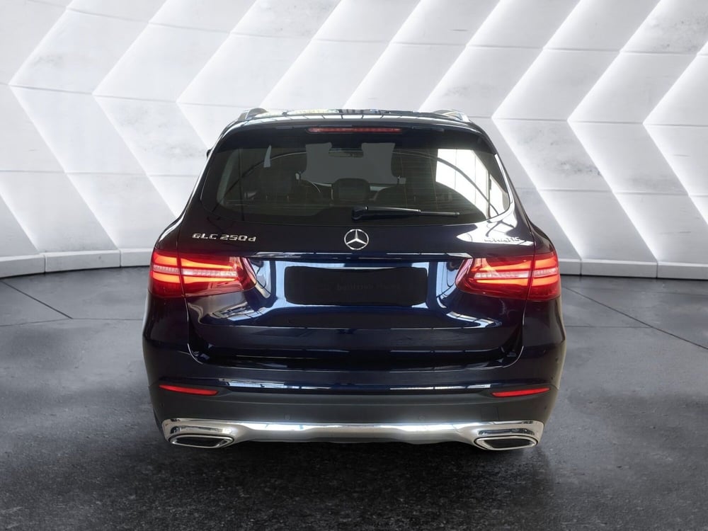 Mercedes-Benz GLC SUV usata a Napoli (7)