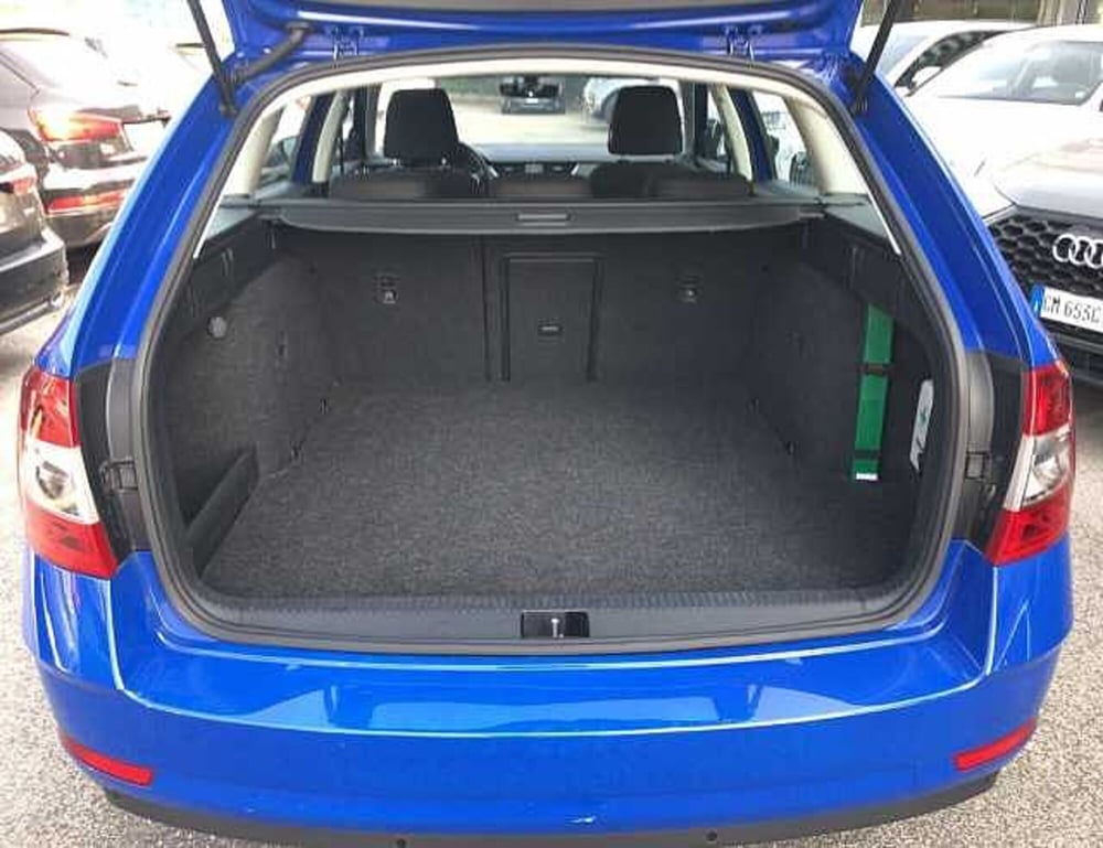 Skoda Octavia usata a Lucca (8)