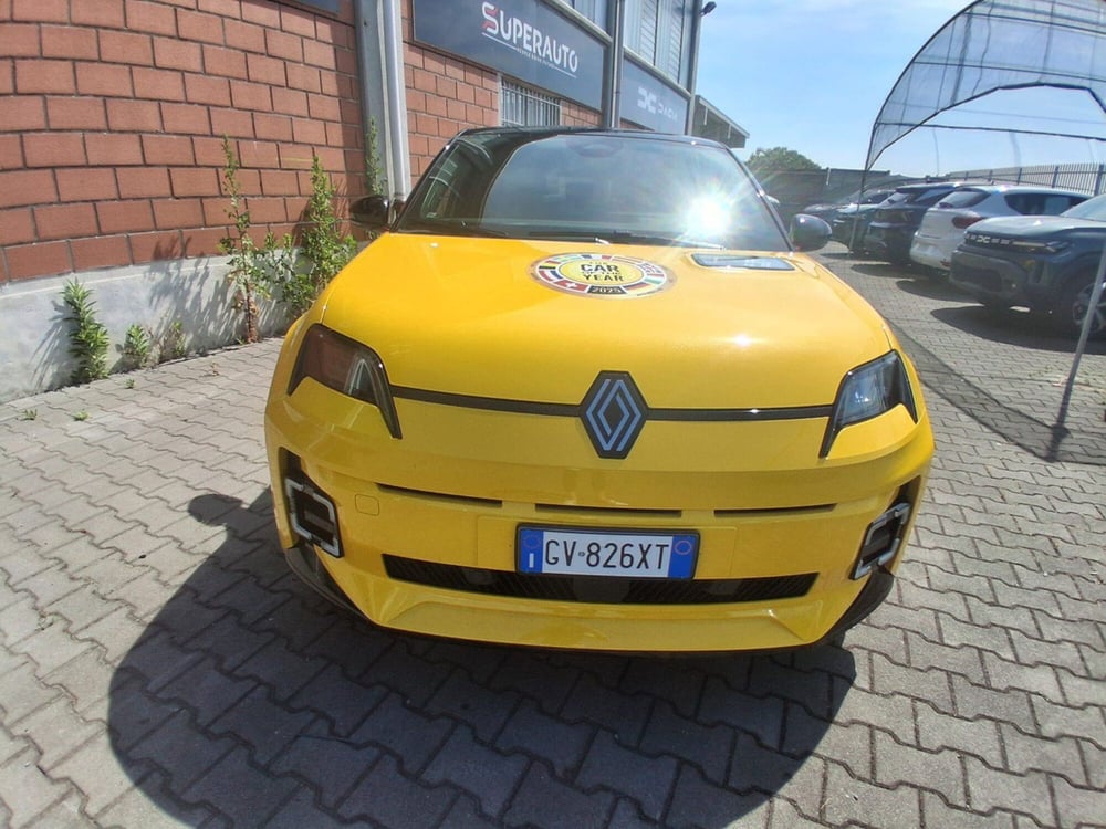 Renault Renault 5 nuova a Pavia (18)