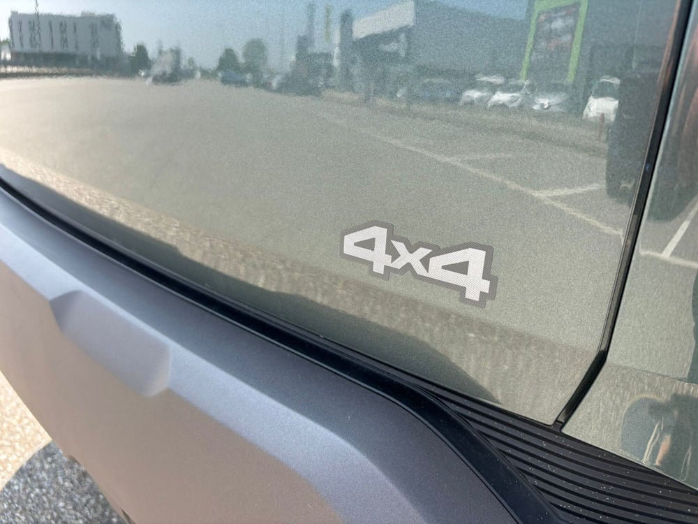 Dacia Duster nuova a Pavia (8)