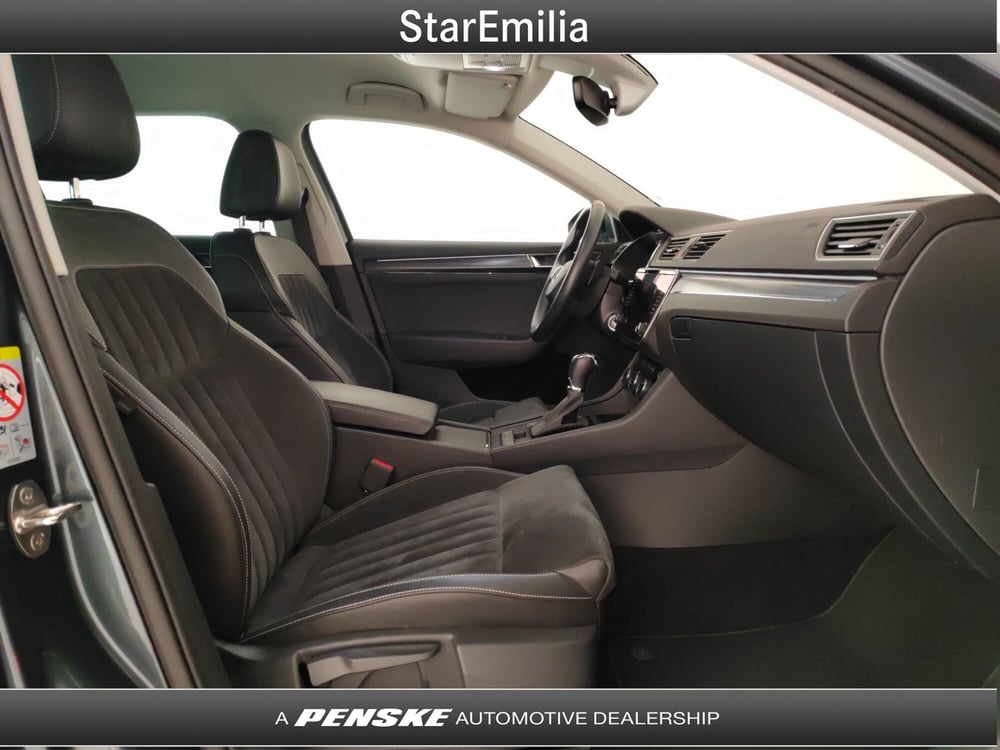 Skoda Superb Station Wagon usata a Ferrara (17)