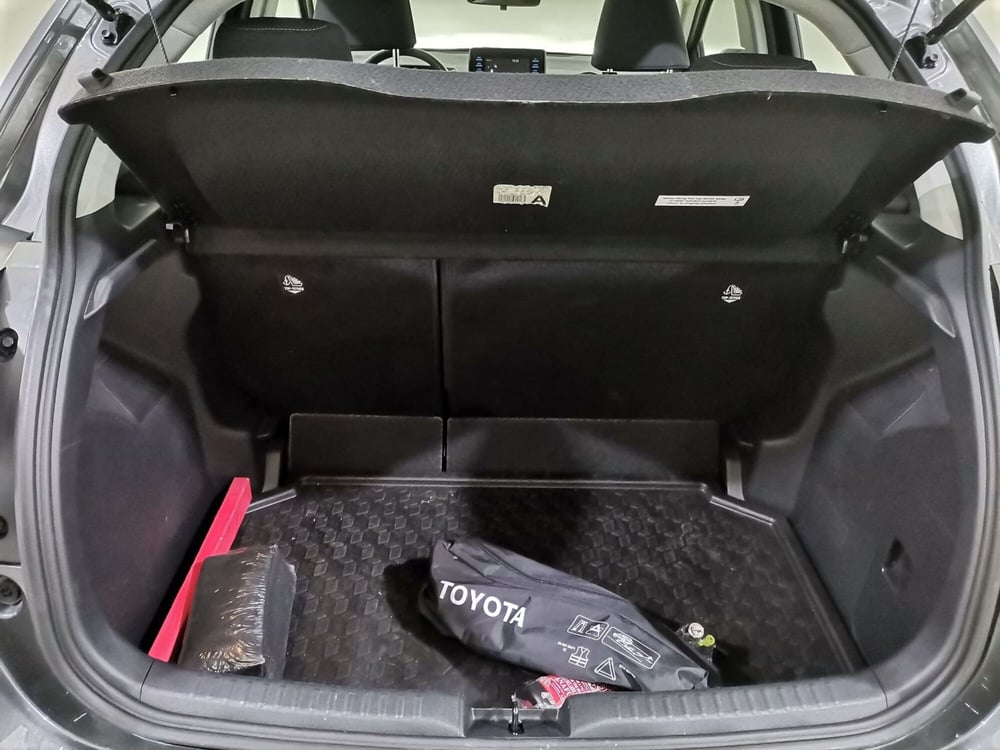 Toyota Yaris usata a Salerno (16)