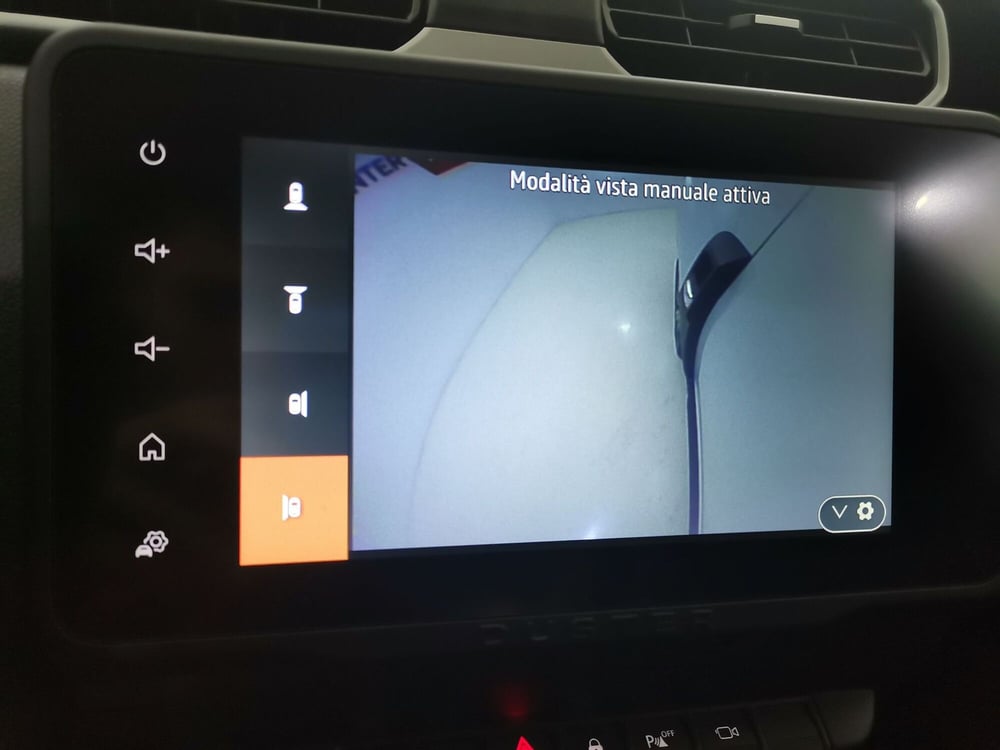 Dacia Duster usata a Salerno (13)