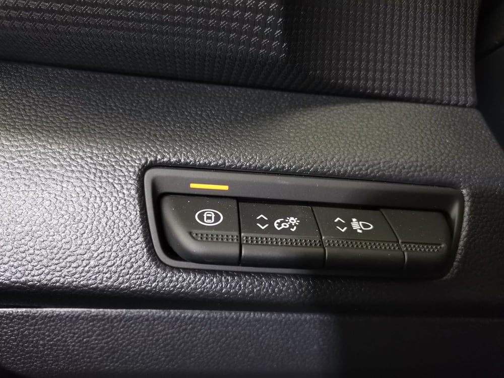 Renault Trafic Furgone usata a Salerno (11)
