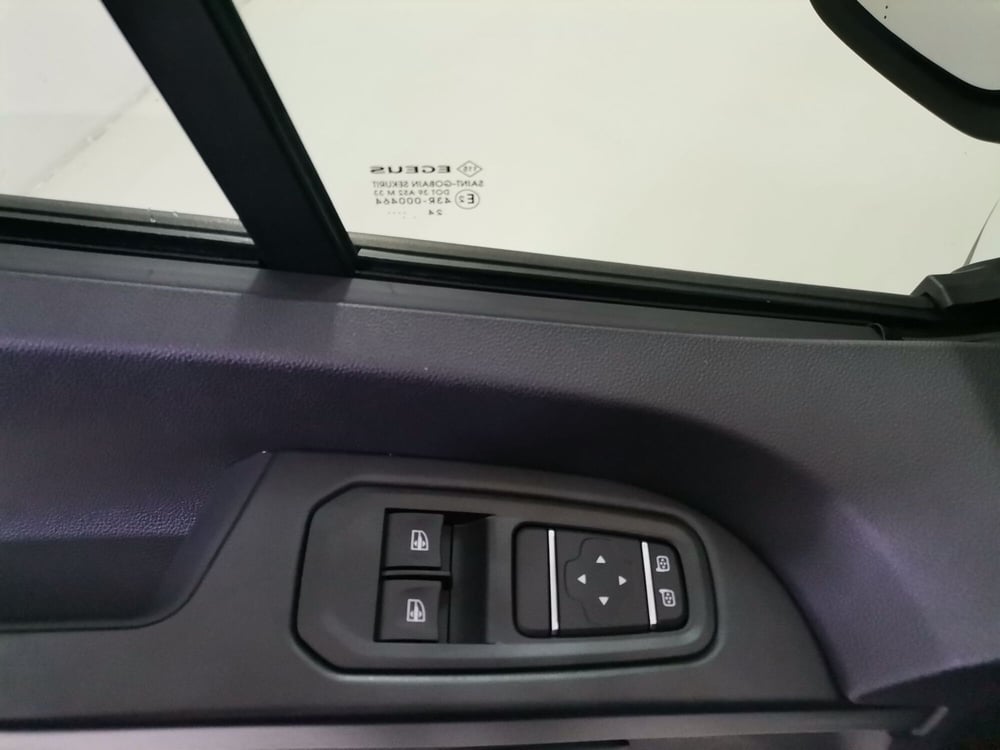 Renault Trafic Furgone usata a Salerno (13)