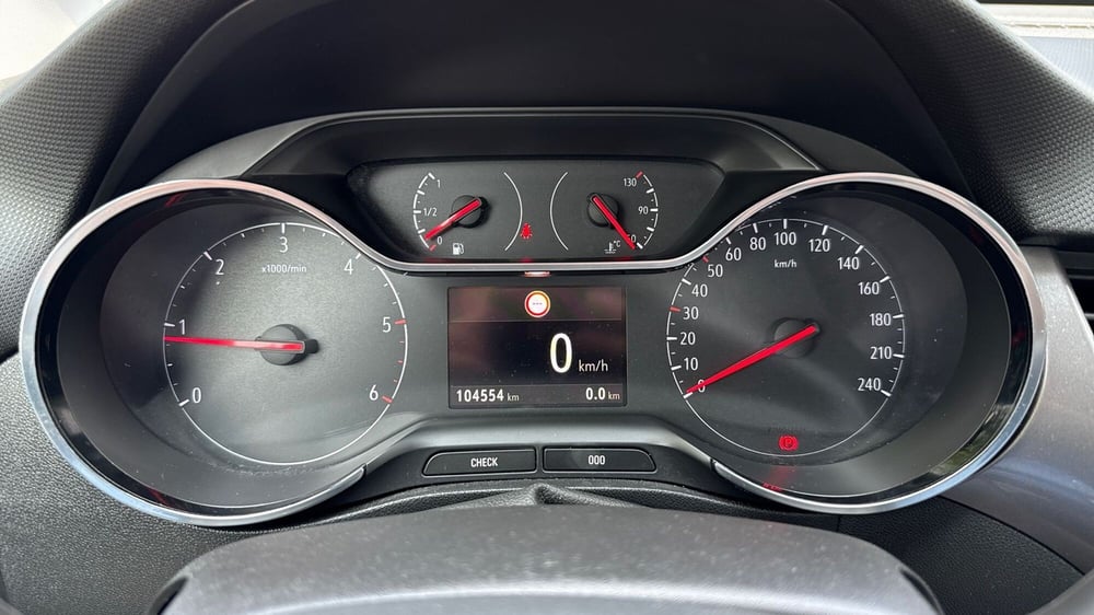 Opel Crossland X usata a Treviso (9)
