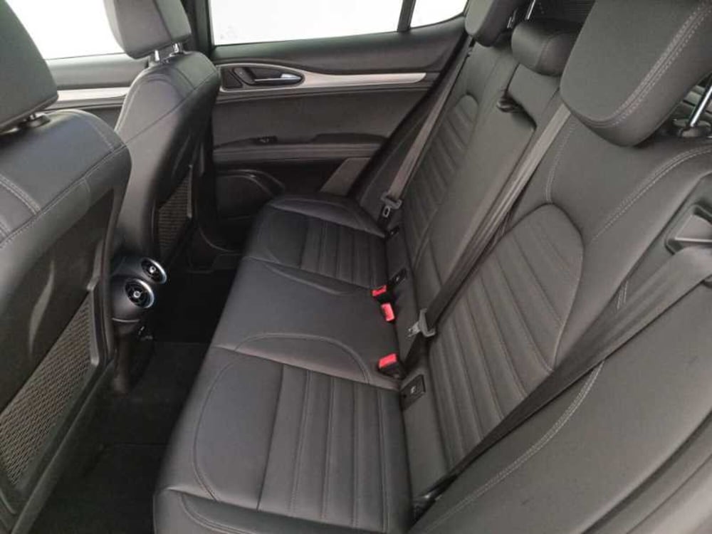 Alfa Romeo Stelvio usata a Treviso (12)