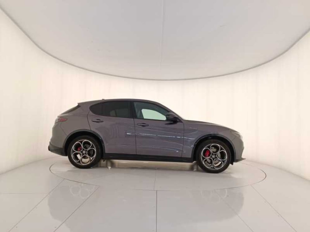 Alfa Romeo Stelvio usata a Treviso (7)