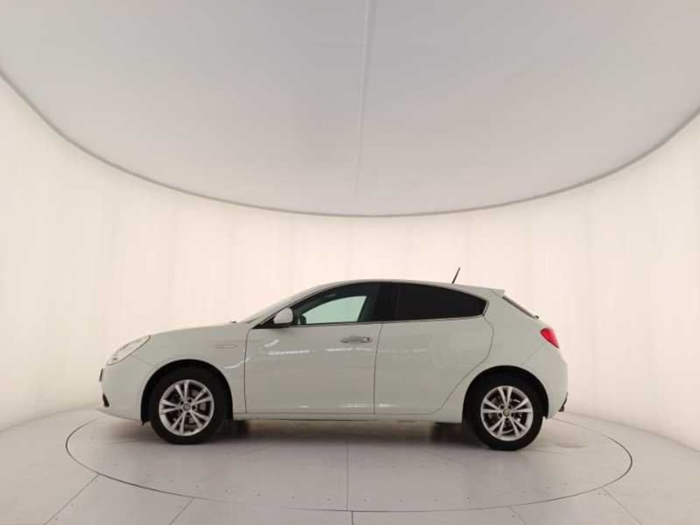 Alfa Romeo Giulietta usata a Treviso (8)