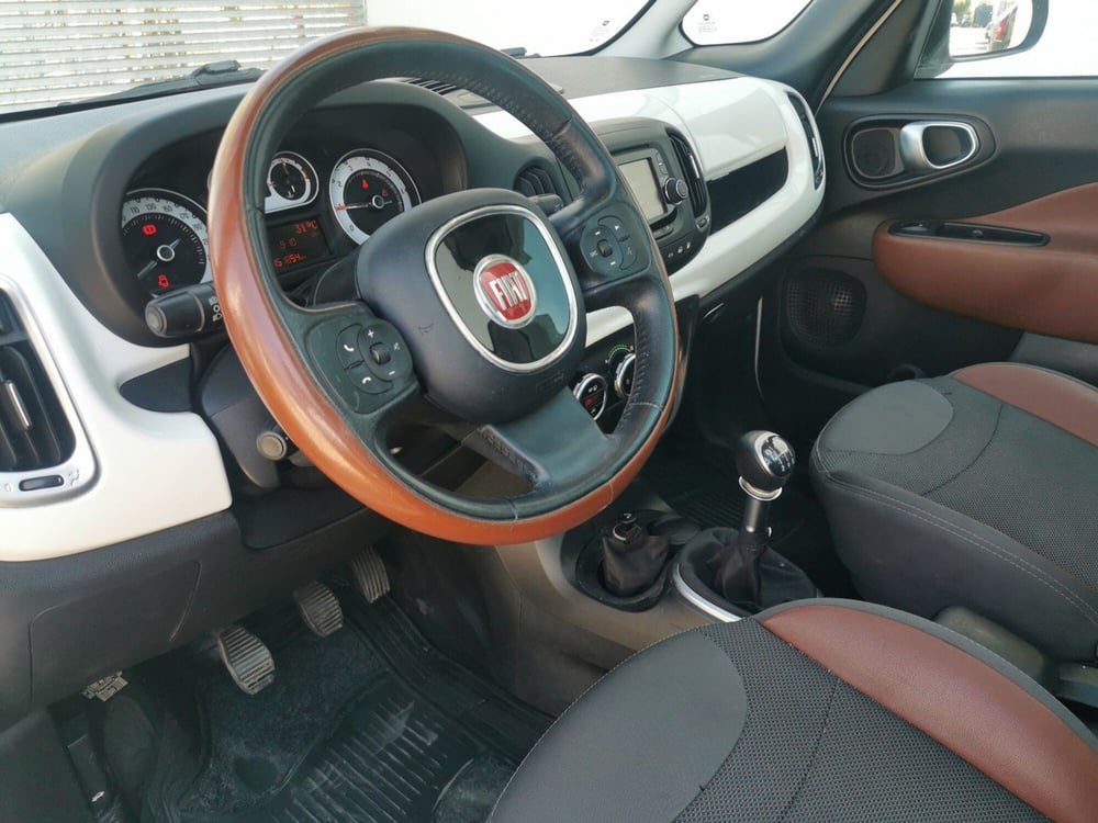 Fiat 500L usata a Taranto (8)