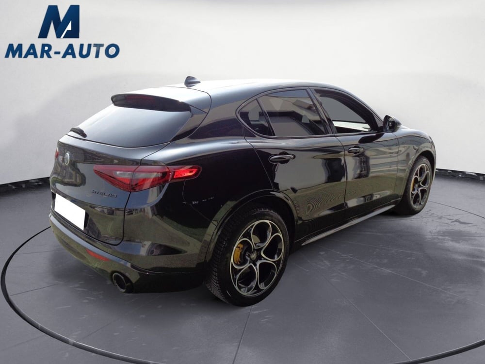 Alfa Romeo Stelvio usata a Treviso (3)